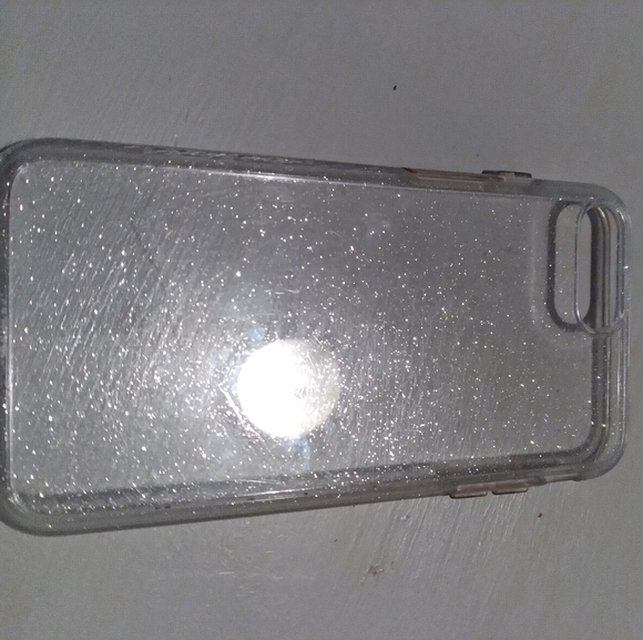 Iphone 8 plus otterbox with sparkles - Picture 1 of 3